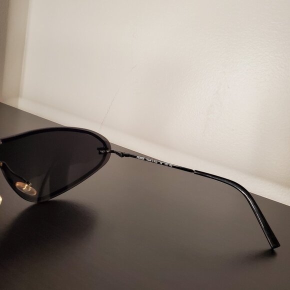 NOT FOR SALE Poshmark will Restrict Sellers Accounts If We Delete Too Many Items - Picture 4 of 7